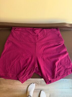 lululemon align high rise short 6 inch in chilled grape